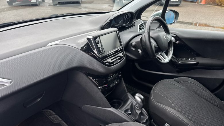 Peugeot 208 1.2 PureTech 82 Tech Edition 5dr [Start Stop] Petrol Hatchback